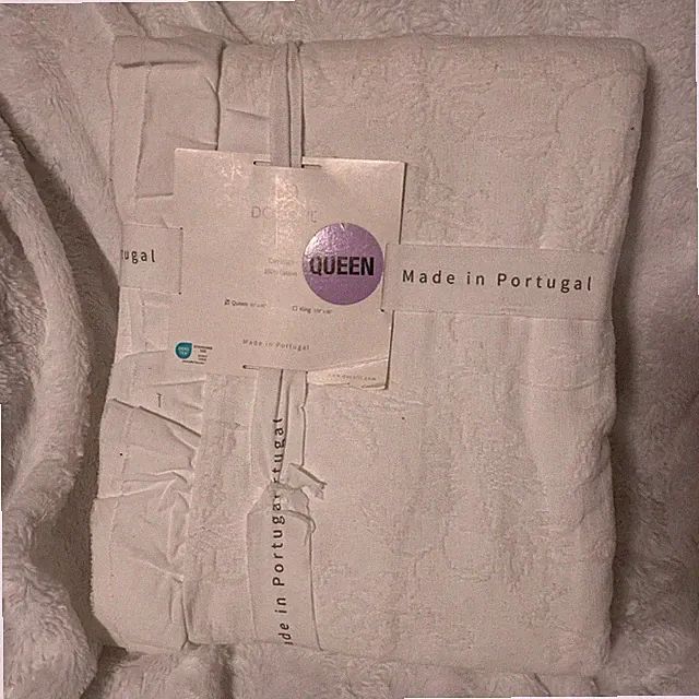 DOCOFIL WHITE Coverlet 100% Cotton Portugal Queen 90x96 Ruffled Clean Coastal